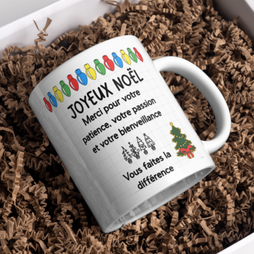 Tasse à café Joyeux Noël ( enseignante,TRS, etc )